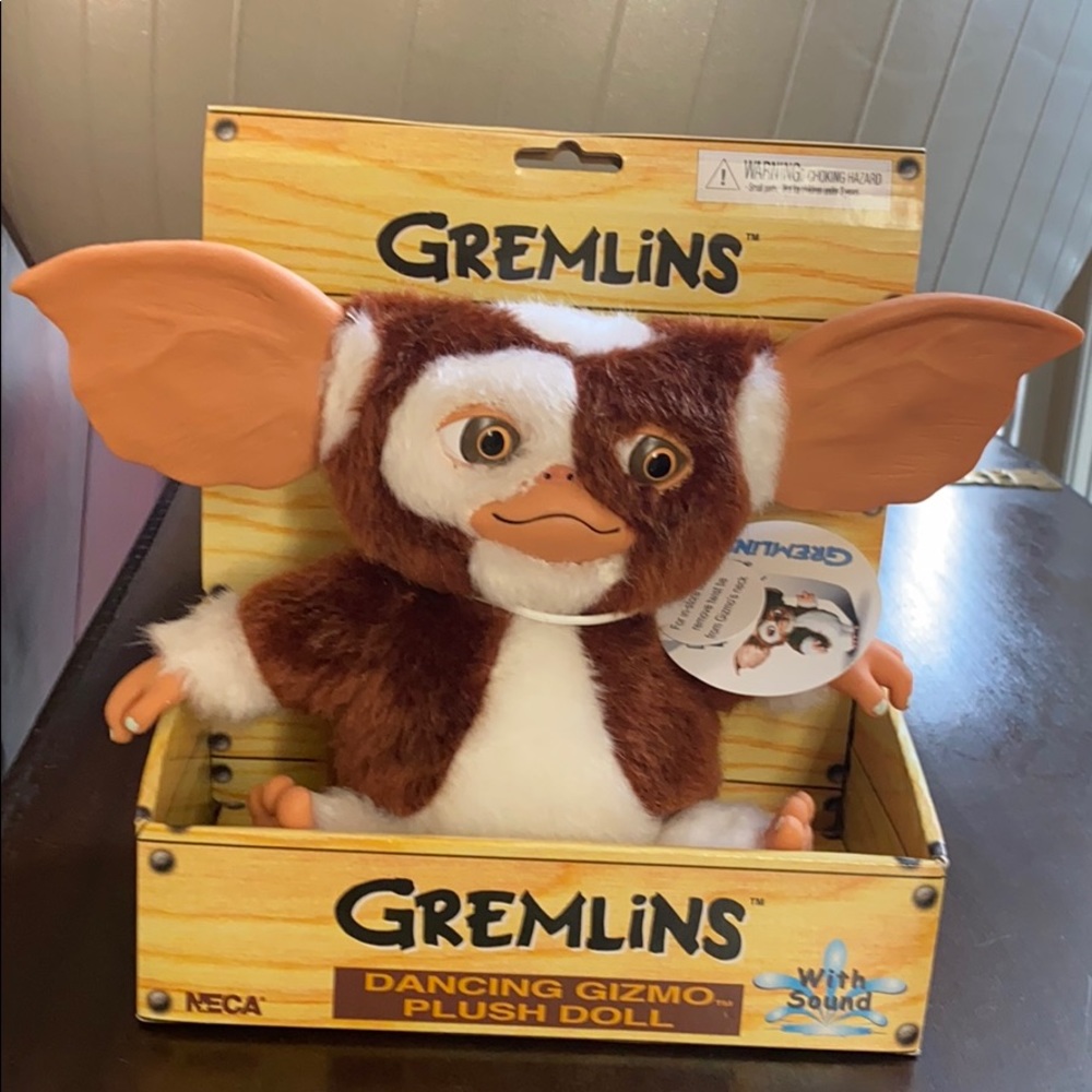 Gizmo Gremlins Singing and Dancing Plush Doll